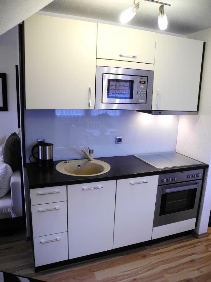 Zur Muehle Lemkenhafen Auf Fehmarn Apartamento Exterior foto